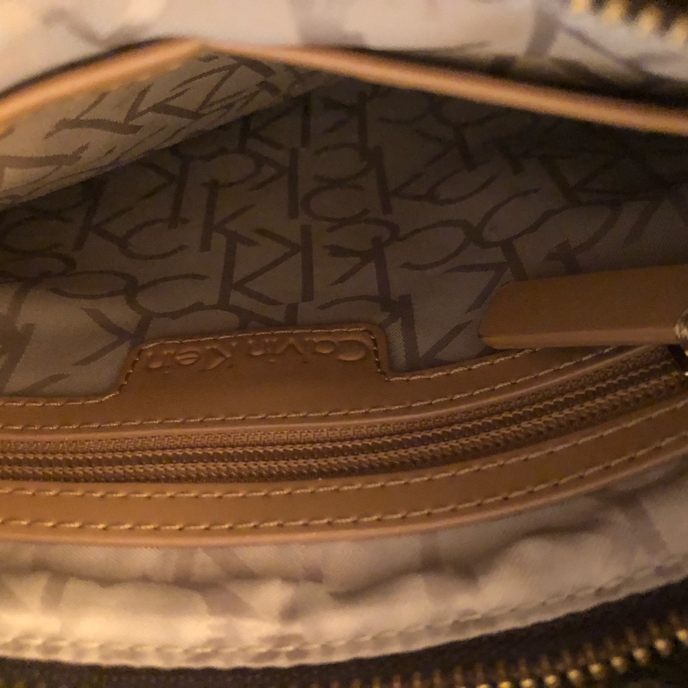 SOLD SOLD CALVIN KLEIN CROSSBODY BAG AS NEW WORN ONCE BARGAIN FOR SOMEONE - Picture 5 of 5